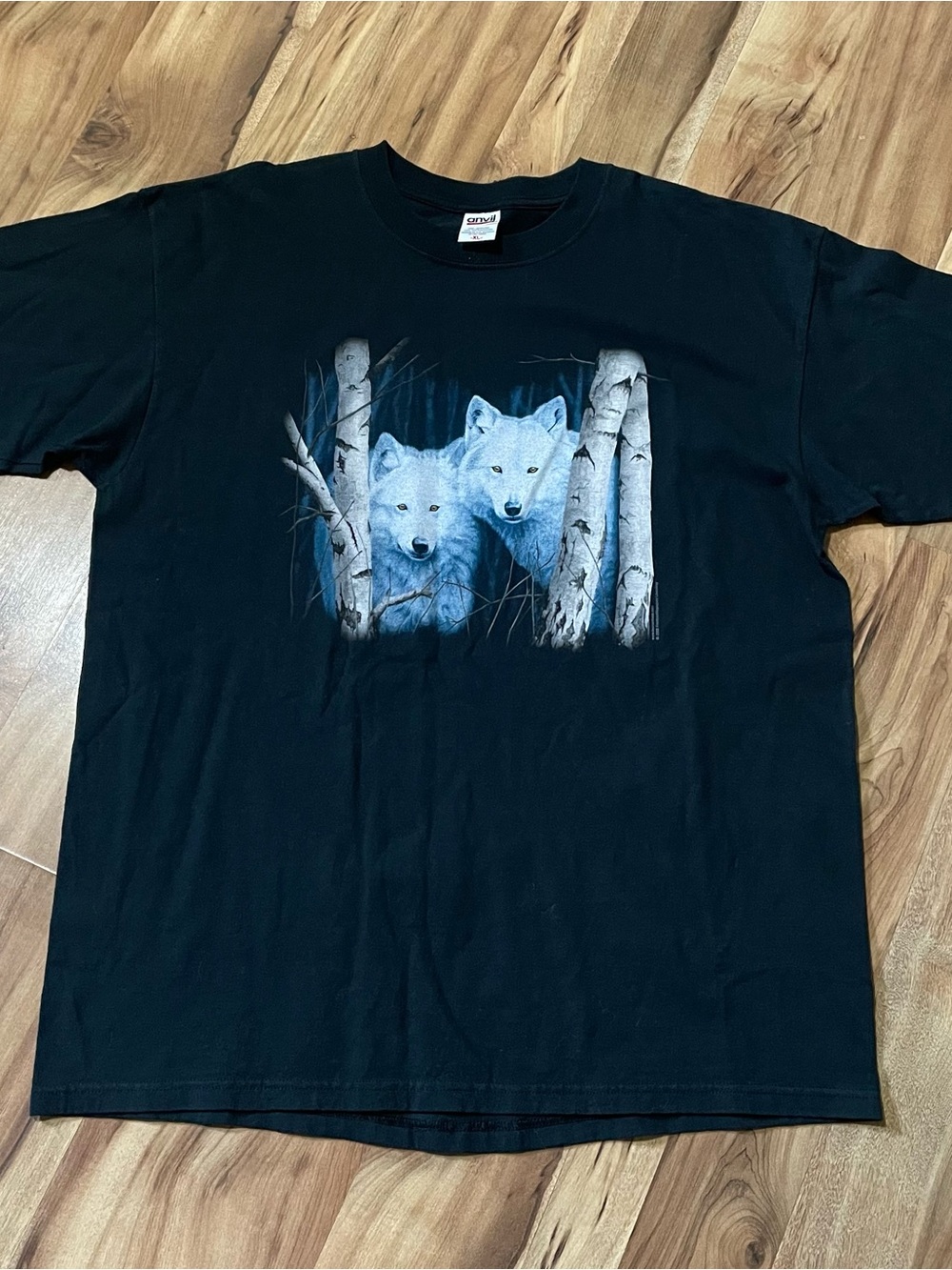 VTG 2002 White Wolves Graphic Tee Black Medium Anvil Tag Y2K Nature Unisex